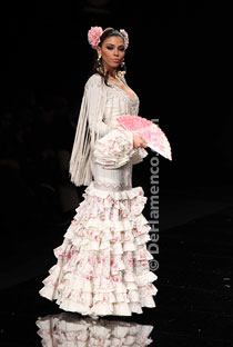Creaciones Maricruz -  Trajes de Flamenca - SIMOF 2012