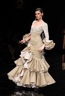 Creaciones Maricruz -  Trajes de Flamenca - SIMOF 2012
