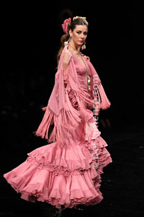 Creaciones Maricruz -  Trajes de Flamenca - SIMOF 2012