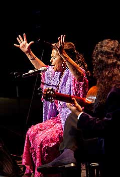 Aurora Vargas en los Jueves Flamencos CAJASOL