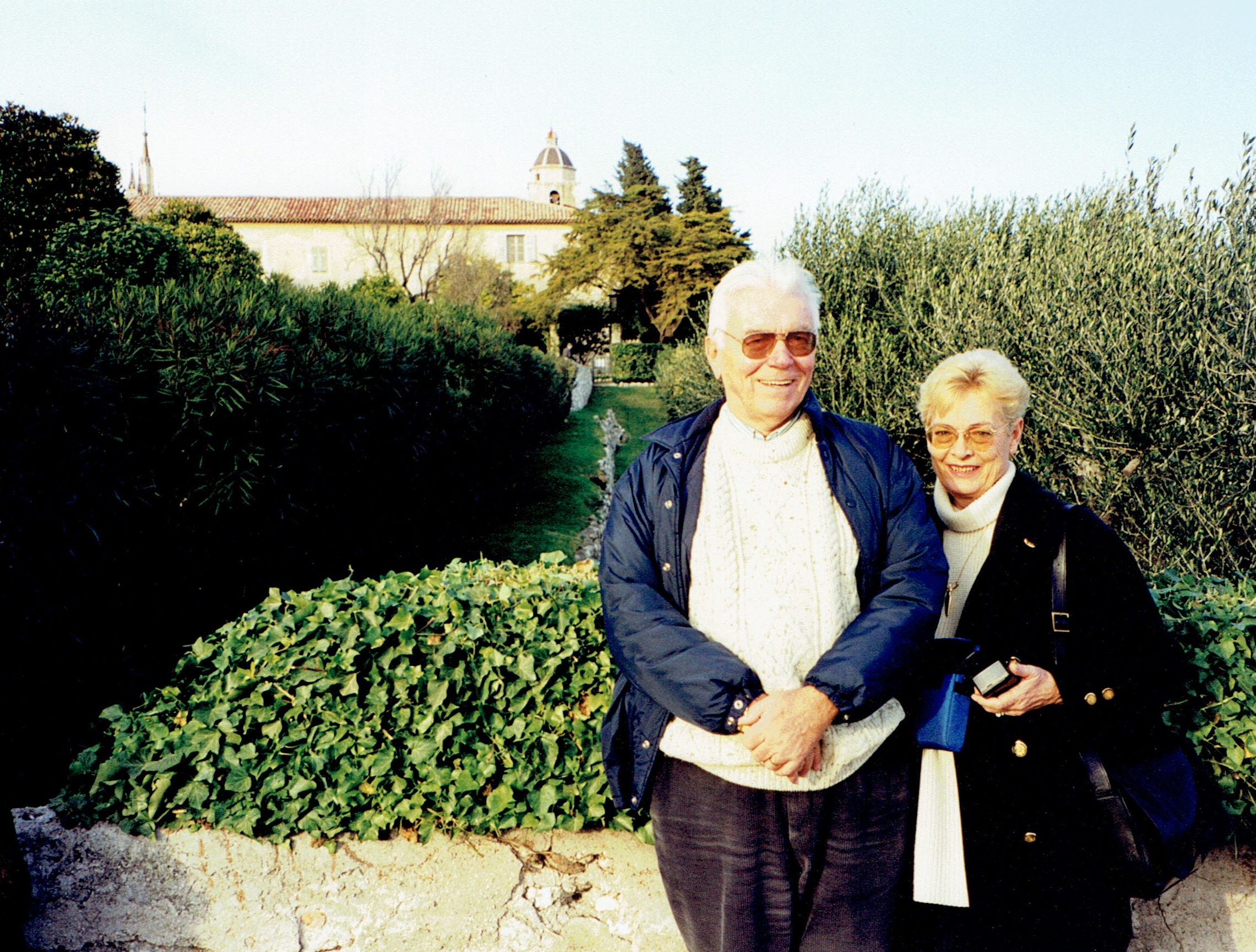Pierre y Yane en Niza. (Fotografía de Ramón Soler, 1999)