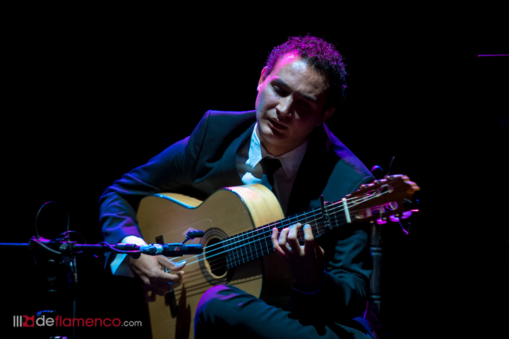 Álvaro Mora, guitarra flamenca
