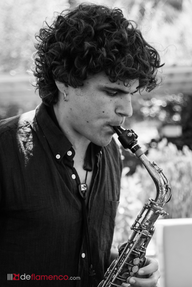 Antonio Lizana, saxofonista & cantaor