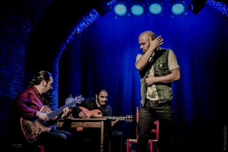 Inside - Nino de los Reyes Inside - Nino de los Reyes