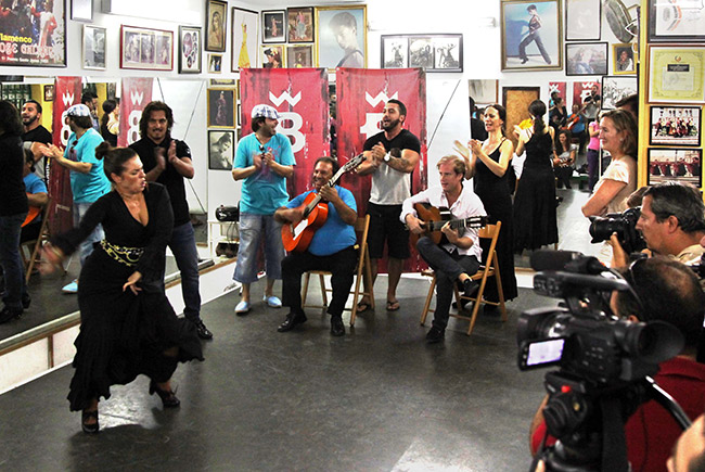 Pastora Galván - Identidades Pastora Galván - Identidades