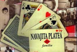Navajita Plateá - En familia
