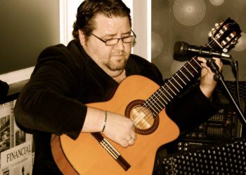 Academia de Guitarra Angel Morales