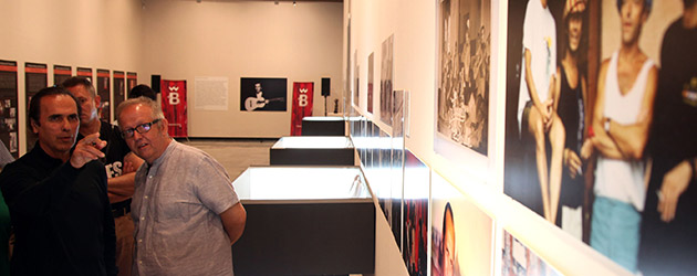 Exposición sobre Paco de Lucía «Fuente y Caudal» en la Bienal de Flamenco de Sevilla