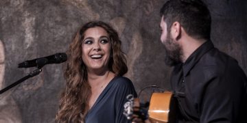 Alba Molina canta a Lole y Manuel