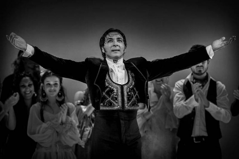 ASÍ QUE PASEN 20 AÑOS. CÍA. DE ANTONIO EL PIPA