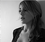 ARIADNA CASTELLANOS Piano con acompañamiento acústico