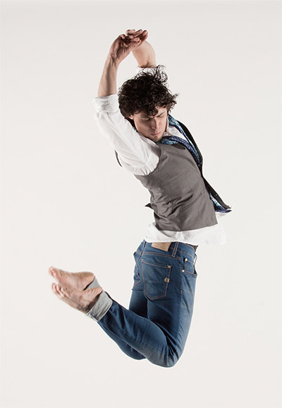 CIA. JESÚS CARMONA  7 Balcones