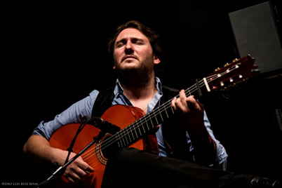 JOSÉ TOMÁS Guitarra - AIEnRUTa - FLAMeNCOS