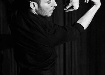 Tic Tac Toe - Compañía Juan Carlos Avecilla