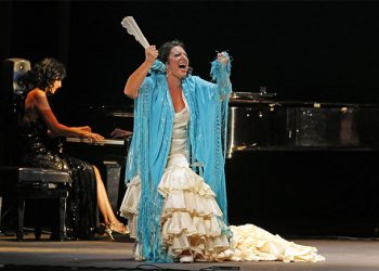 ZAMBOMBA FLAMENCA. "De Santiago a La Plazuela"