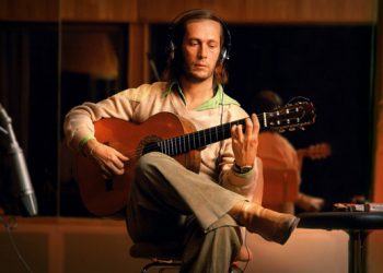 VIII Ciclo Pensar el Flamenco. "Paco de Lucía. In Memoriam"