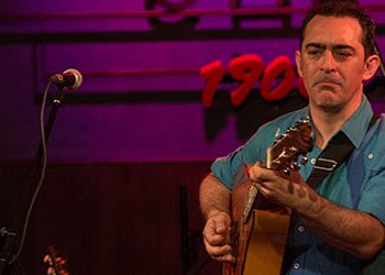 Raúl Rodríguez La raíz eléctrica