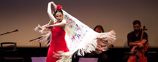 Pilar Astola  «Bailando en Plata» su tributo a Miguel de Molina