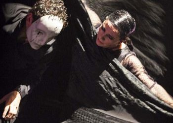 Eva Yerbabuena Apariencias