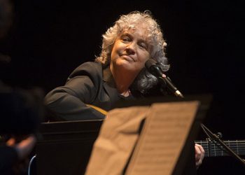 Mayte Martin alCantaraManuel