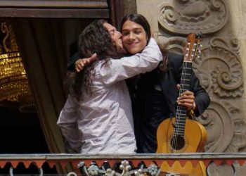 Tomatito & José del Tomate – Balcón del Ayuntamiento de Pamplona