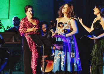 Otra cosa y una farruca