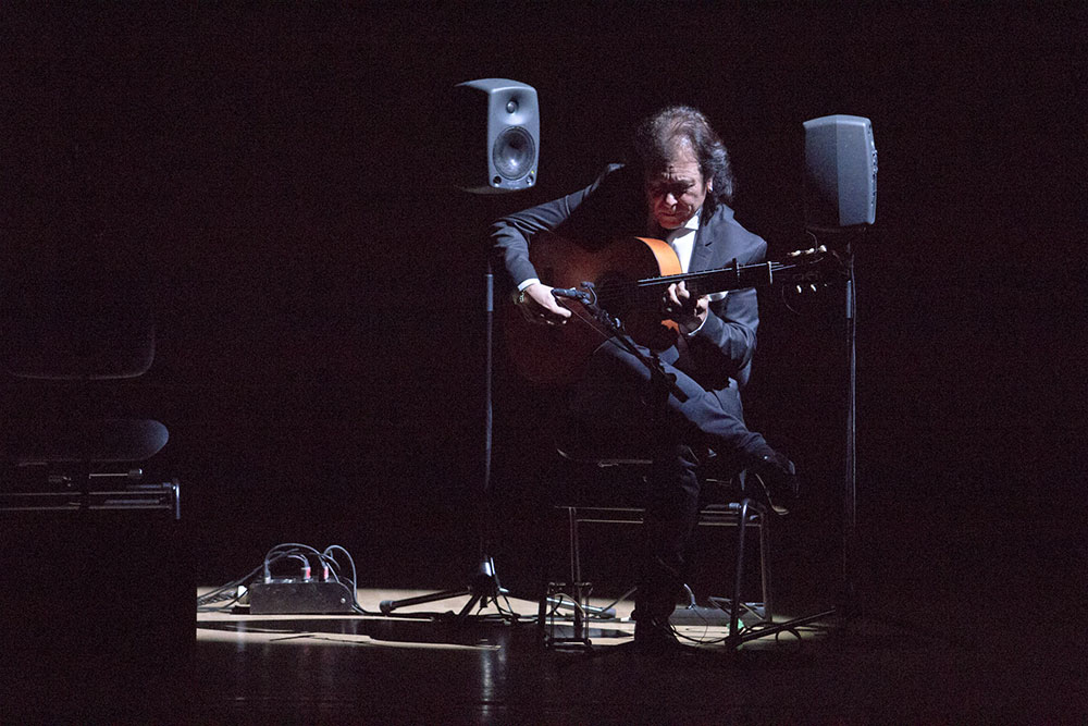 Homenaje a Menese - Antonio Carrión