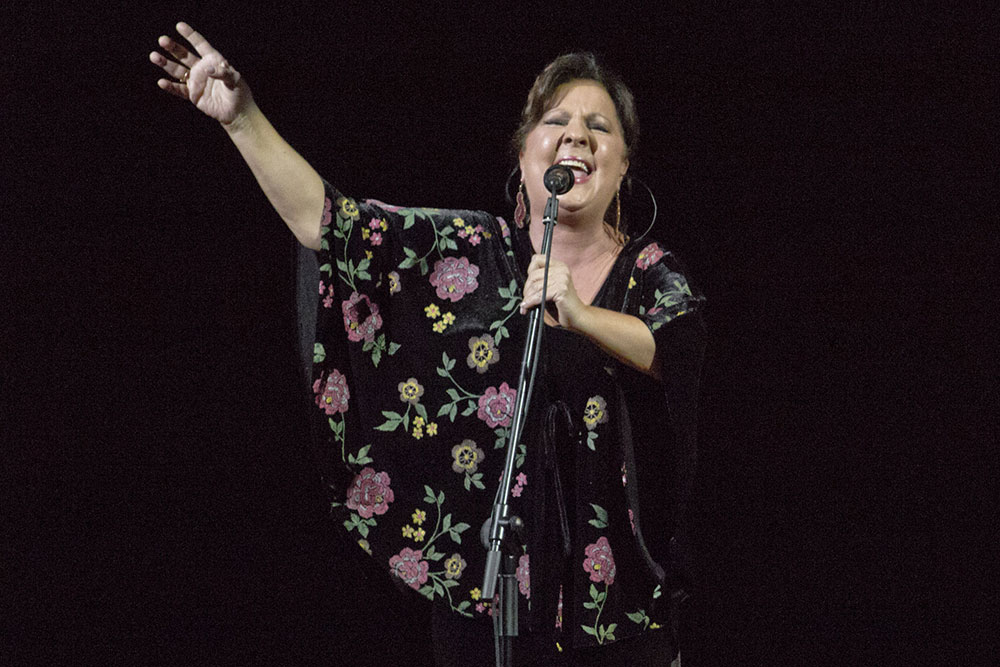 Homenaje a Menese - Carmen Linares