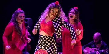 Dos Morales, dos perspectivas del papel de la mujer