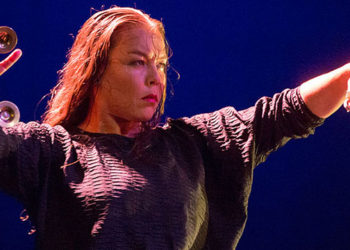 Rocío Molina - Impulso _foto_ Remedios Malvarez