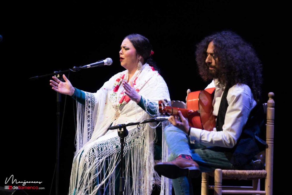 Marta la Niña - silla de plata