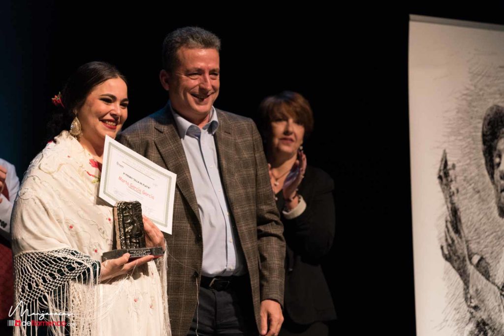 Marta la Niña - silla de plata