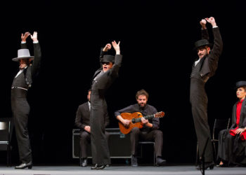 Estévez & Paños Cia - "El Sombrero" - Nimes - foto: Sandy Korzekwa