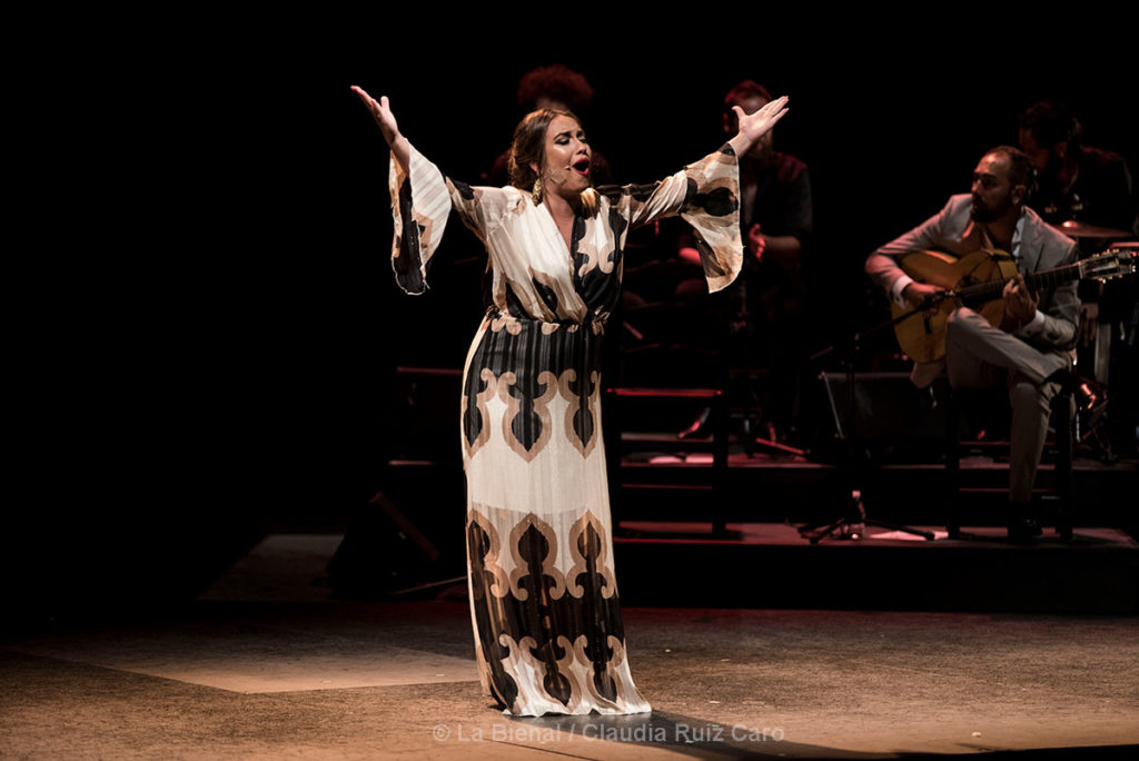 María Terremoto - La Bienal - foto_ Claudia Ruiz Caro