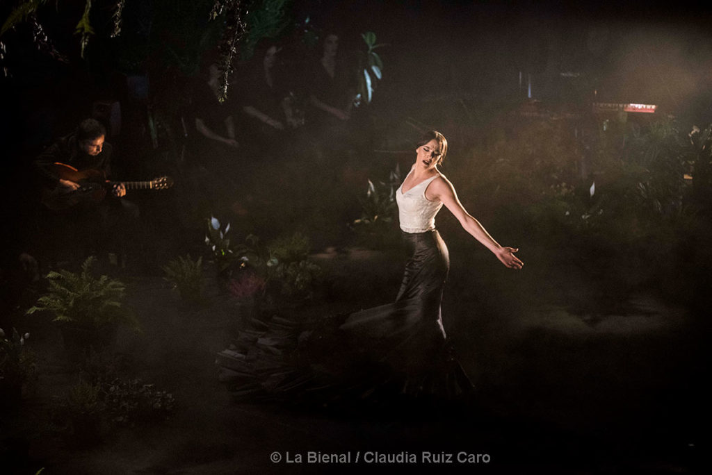 Lucía La Piñona "Abril" - La Bienal