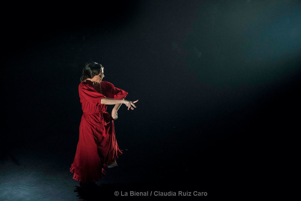 Lucía La Piñona "Abril" - La Bienal