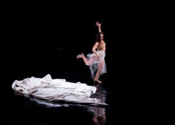 Rocío Molina - foto: Claudia Ruiz Caro /La Bienal