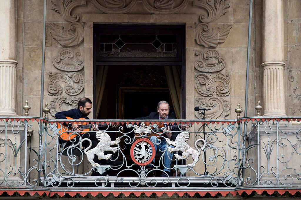 Serranito balcón flamenco on fire