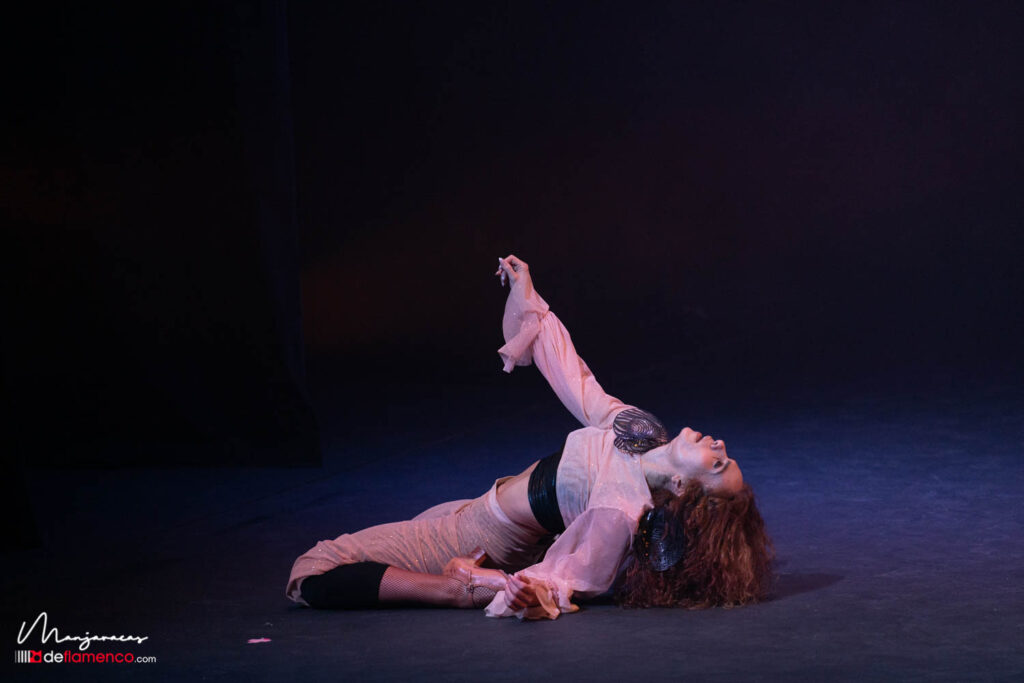 María Juncal - La Vida es un Romance