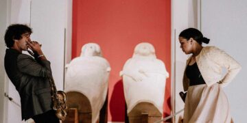 María Moreno & Diego Villegas - Sarcófagos fenicios Cádiz