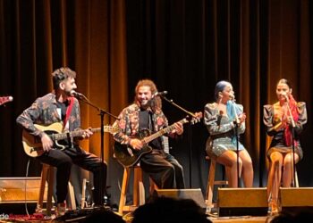 Lin Cortés - Miradas FlamenKas