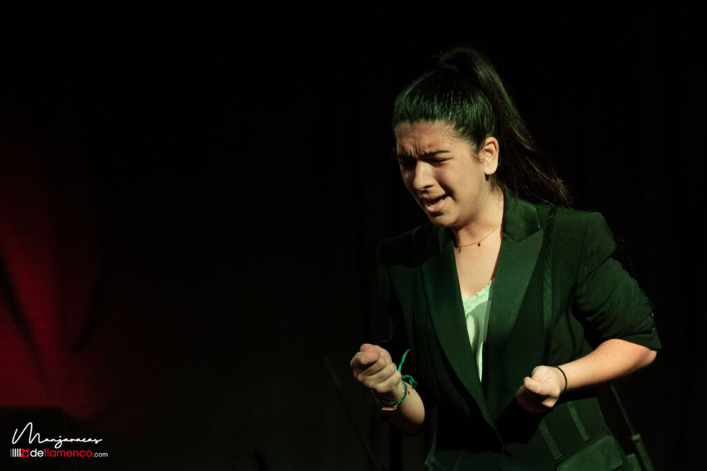 Esmeralda Rancapino en el Café Berlín