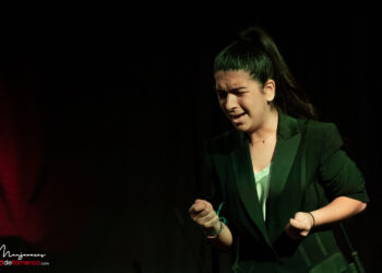 Esmeralda Rancapino en el Café Berlín