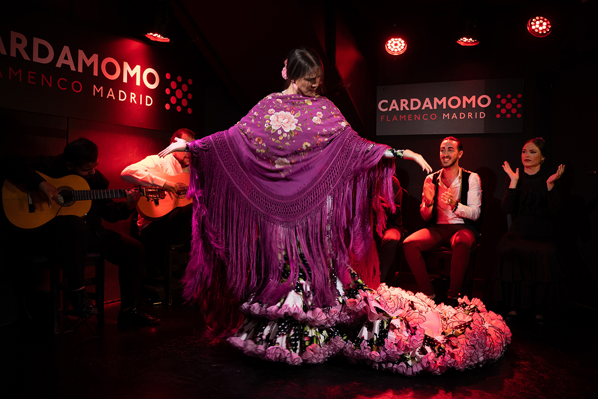 Figuras del baile flamenco en la intimidad del Tablao Cardamomo