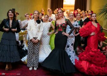 vino Gracias Desanimarse Moda Flamenca. Simof, We Love Flamenco, Pasarela Flamenca Jerez.