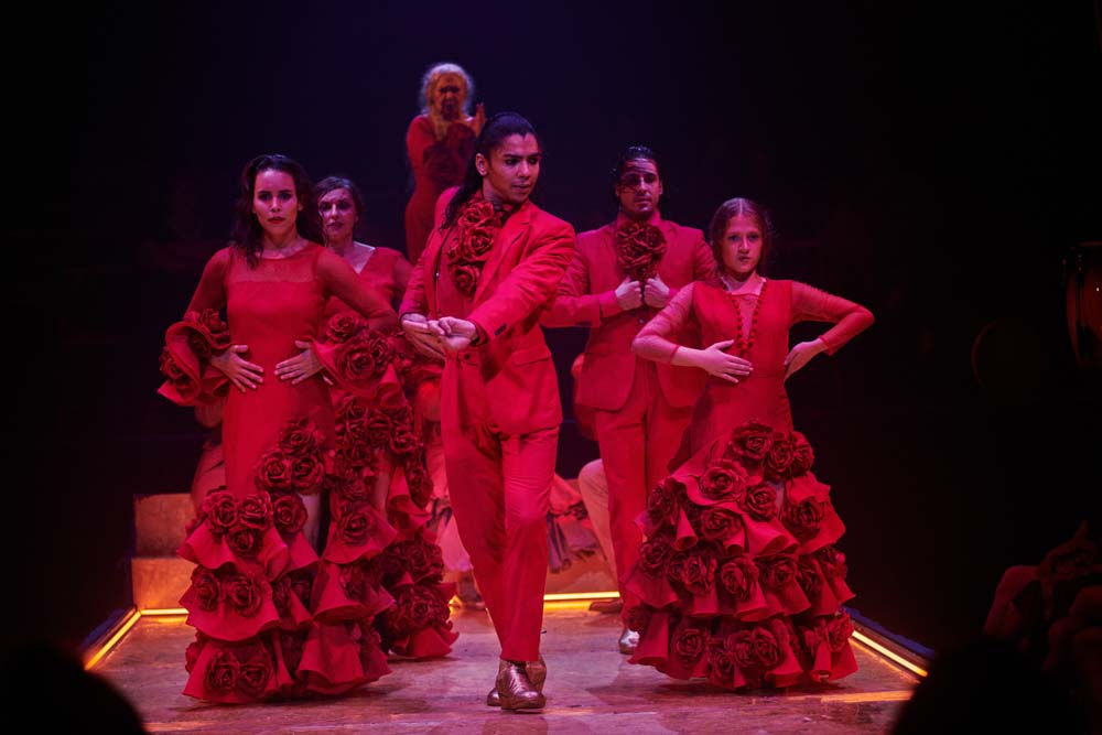 Jaleos Jondos, el flamenco que triunfa en el Teatro Magno de Madrid