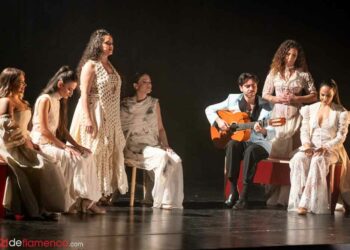 Yerai Cortés - Guitarra Coral