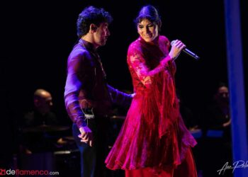 BEATRIZ MORALES – AGUJETAS CHICO DE LA NATURALEZA DEL AMOR