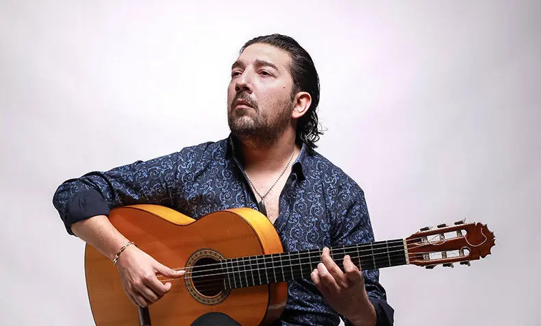 Antonio Rey - Guitarra Córdoba