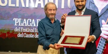Placa de Oro a Serranito en el Cante de las Minas
